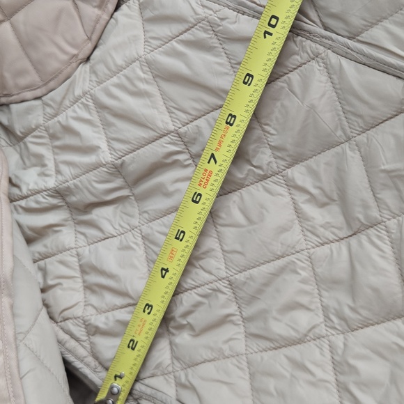 Woman Tan Quilted Coat - Picture 6 of 7